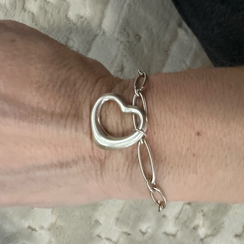 Tiffany & Co. Silver Heart Link Bracelet - Picture 2 of 5